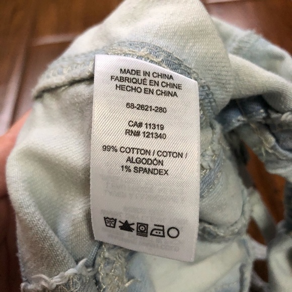 acid washed crop top - Picture 5 of 5